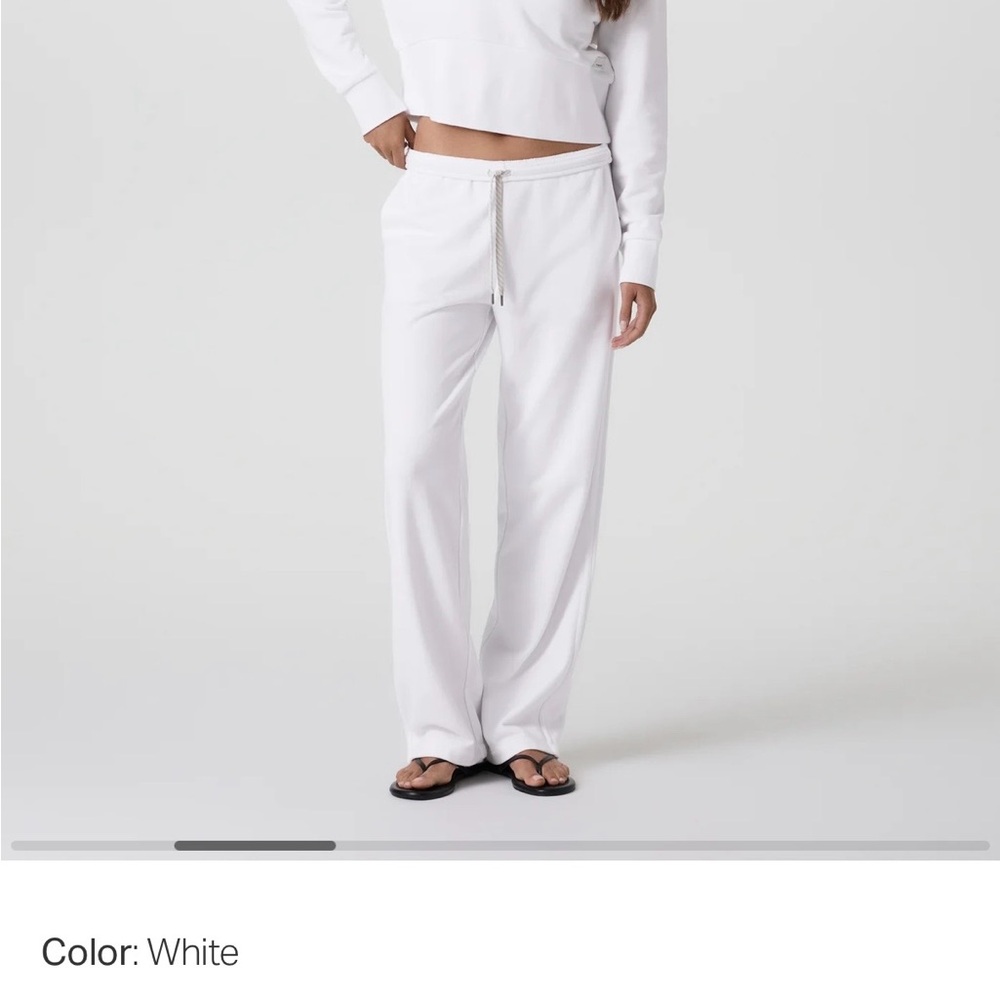 Vuori Sedona Straight Leg Sweatpant - White
